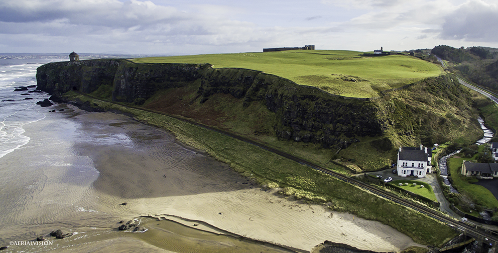 Downhill Beachhouse Group Accommodation In Northern Ireland Group 